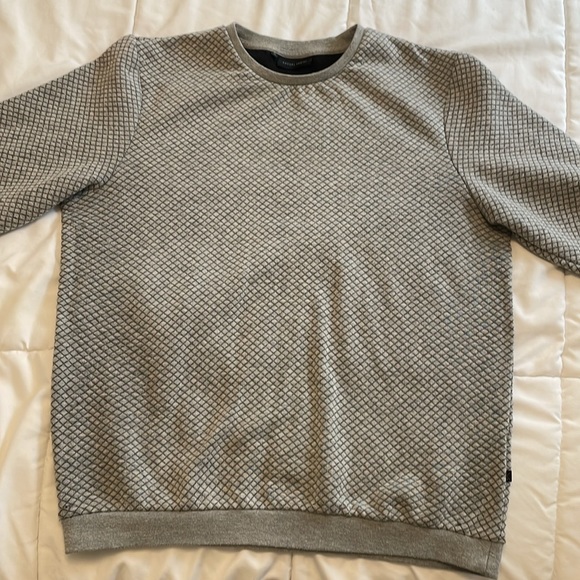 Casual Friday - Grey Sweater - Picture 2 of 5